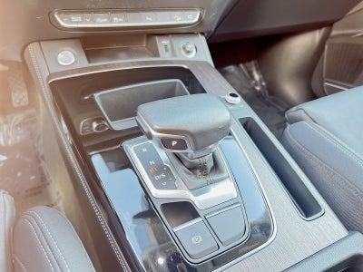 2023 Audi Q5 40 Premium Plus