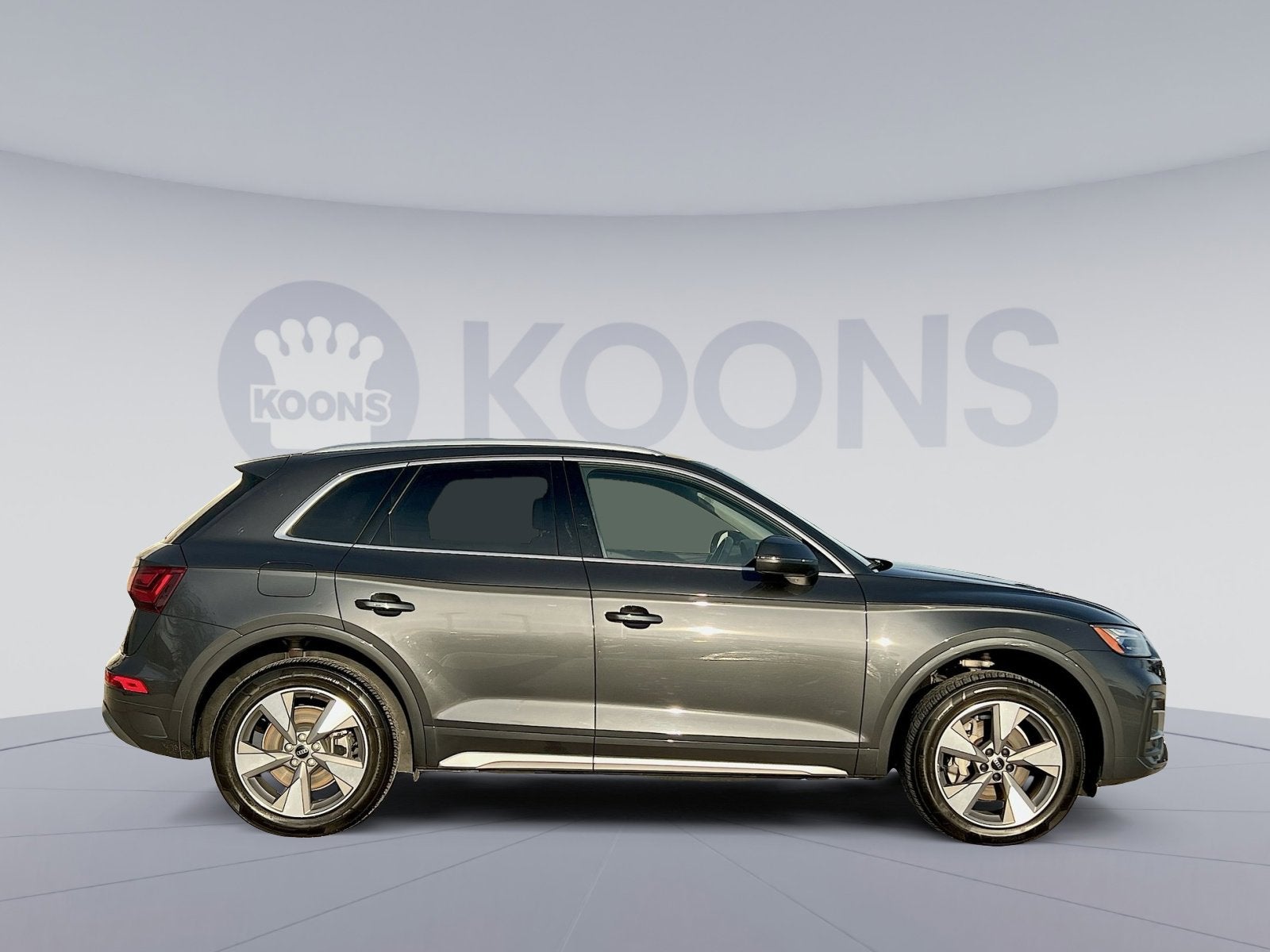 2023 Audi Q5 40 Premium Plus