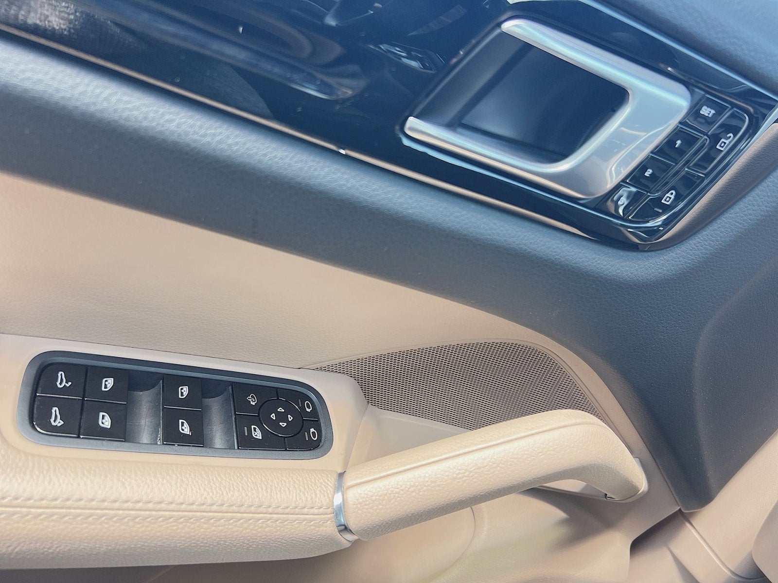 2021 Porsche Cayenne Base
