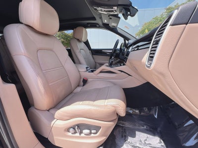 2021 Porsche Cayenne Base