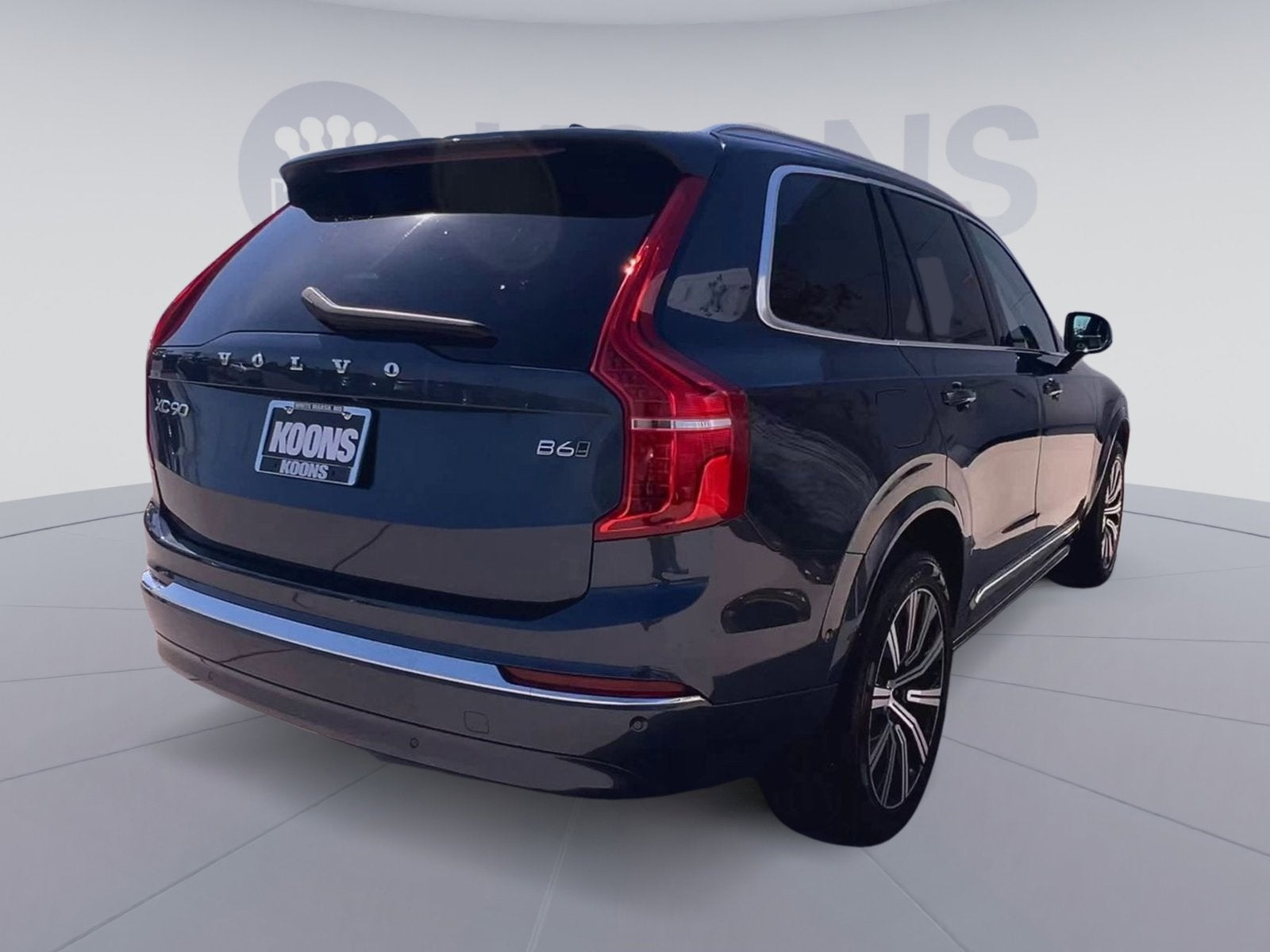 2023 Volvo XC90 B6 Plus 6-Seater