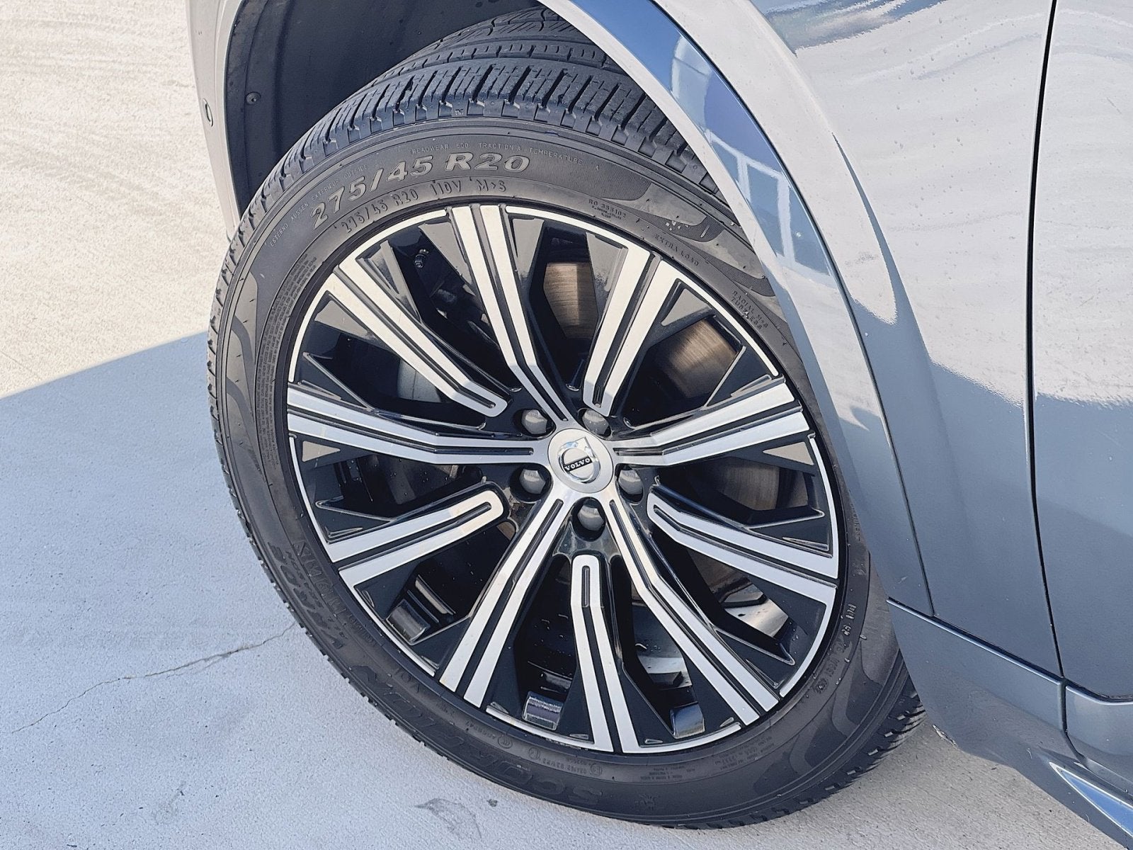 2023 Volvo XC90 B6 Plus 6-Seater