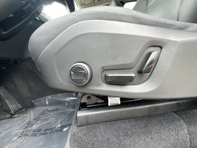 2023 Volvo XC90 B6 Plus 6-Seater