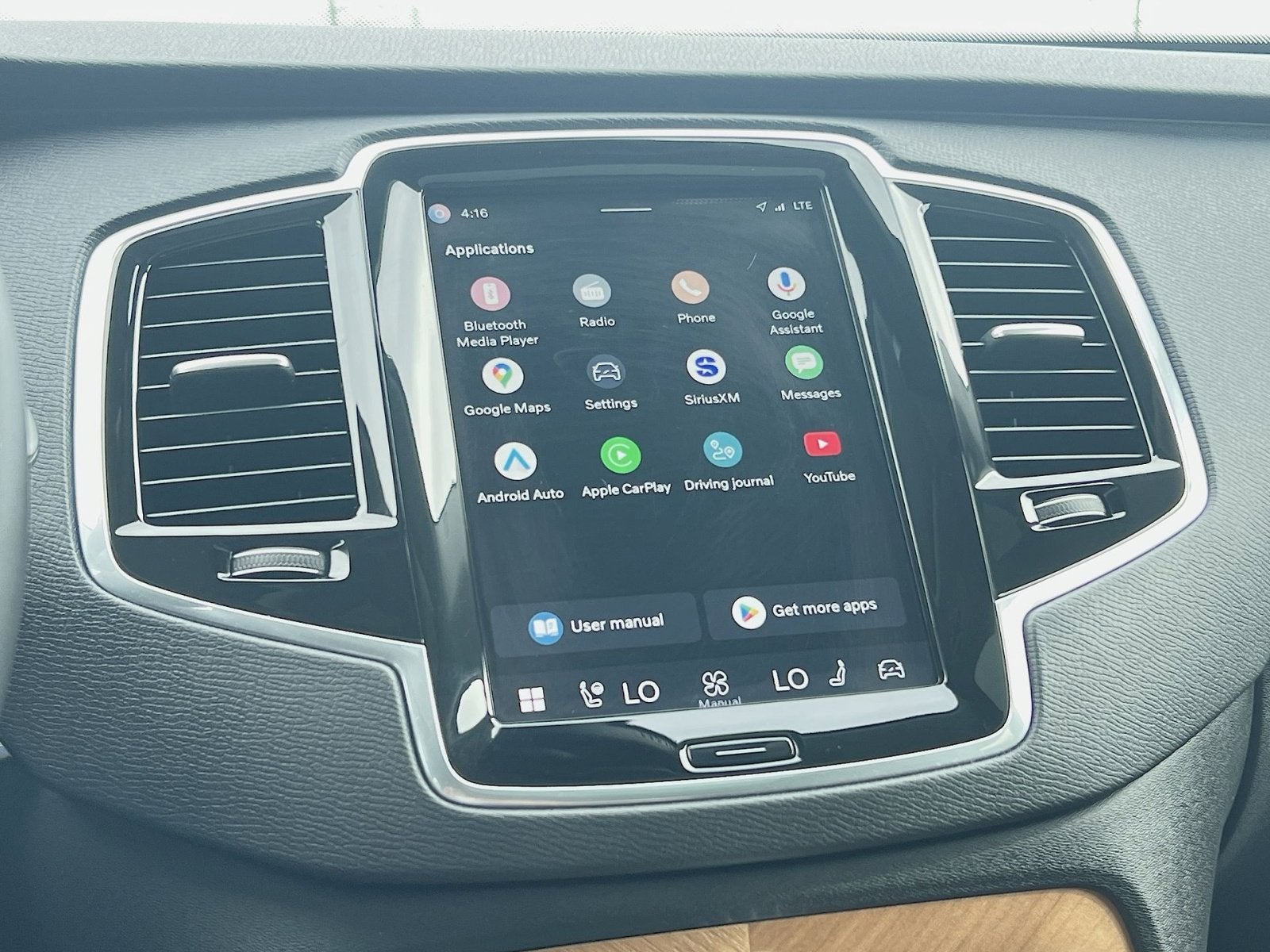 2023 Volvo XC90 B6 Plus 6-Seater