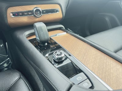 2023 Volvo XC90 B6 Plus 6-Seater