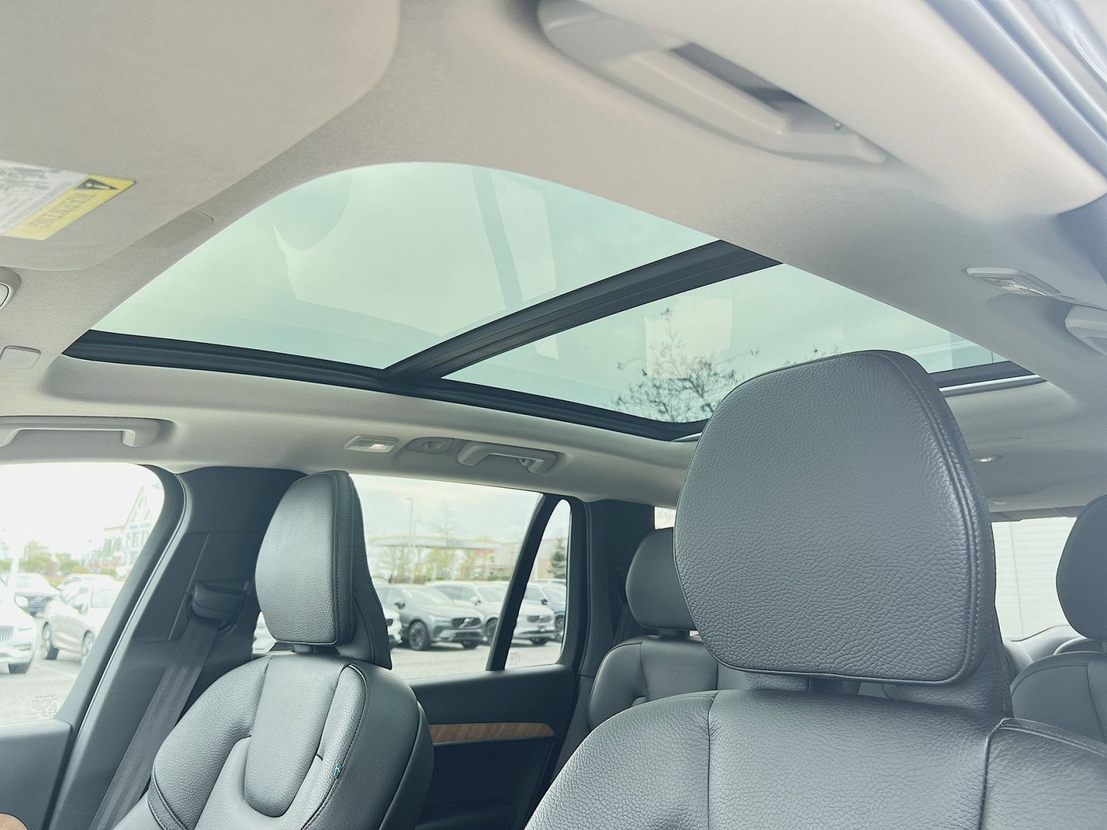 2023 Volvo XC90 B6 Plus 6-Seater