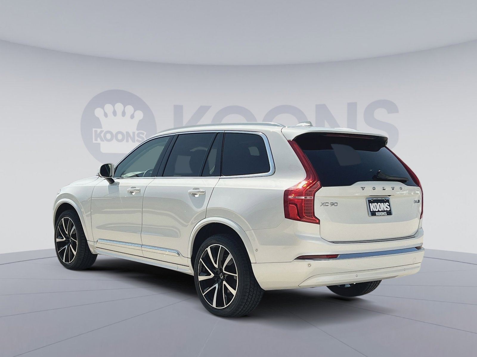 2023 Volvo XC90 B6 Plus 6-Seater
