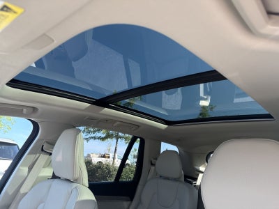 2024 Volvo XC90 B6 Plus Bright Theme 6-Seater