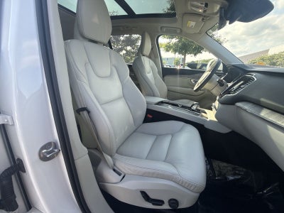 2024 Volvo XC90 B6 Plus Bright Theme 6-Seater