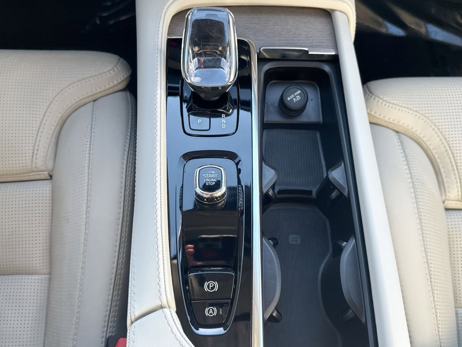 2024 Volvo XC90 Ultimate