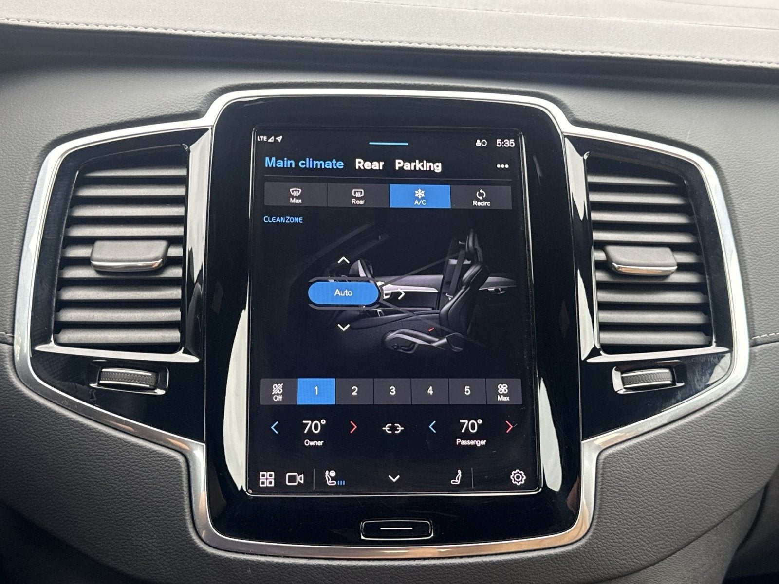 2023 Volvo XC90 Ultimate