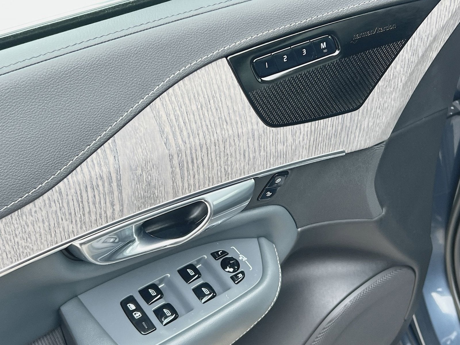 2023 Volvo XC90 Ultimate