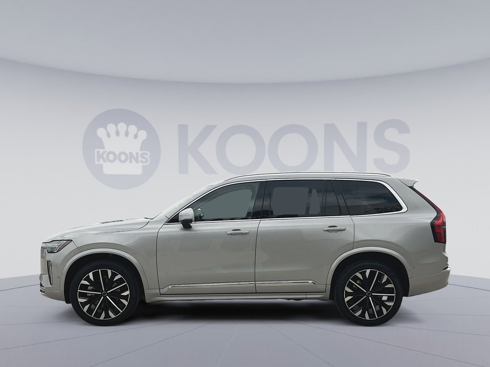 2025 Volvo XC90 B6 Plus 7-Seater