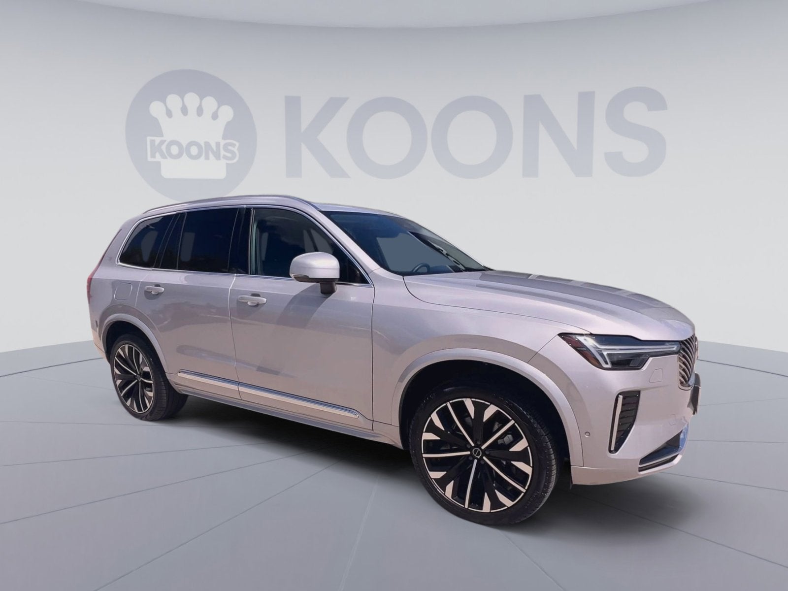 2025 Volvo XC90 B6 Plus 7-Seater