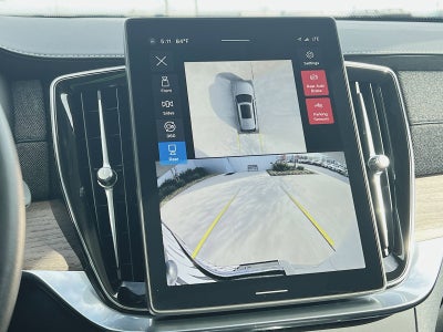 2025 Volvo XC90 B6 Plus 7-Seater