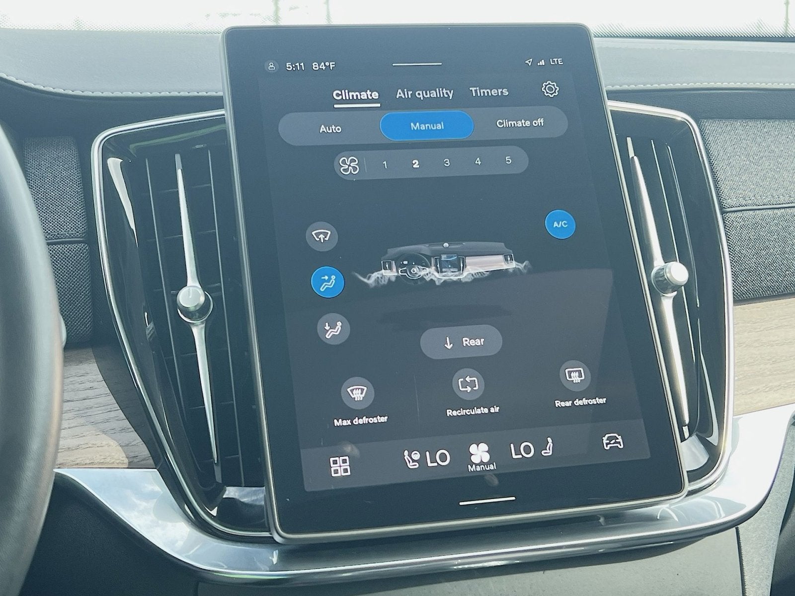2025 Volvo XC90 B6 Plus 7-Seater