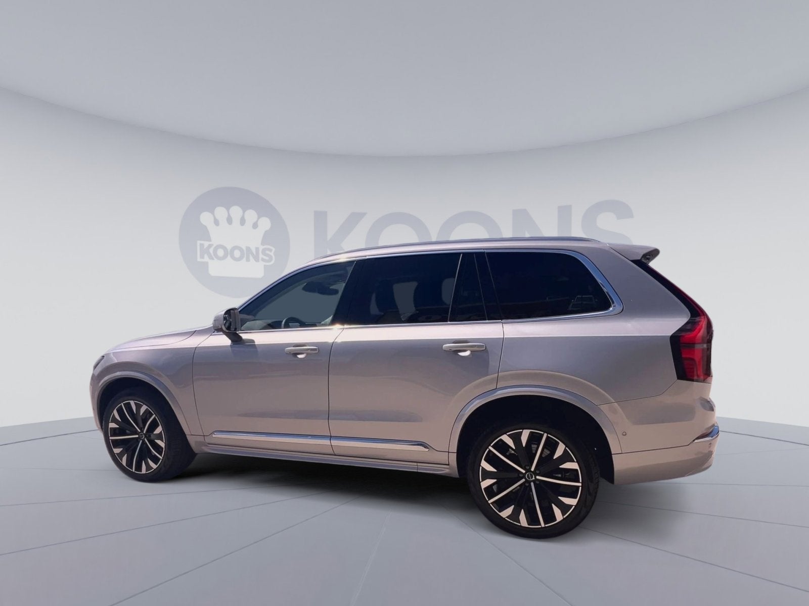 2025 Volvo XC90 B6 Plus 7-Seater
