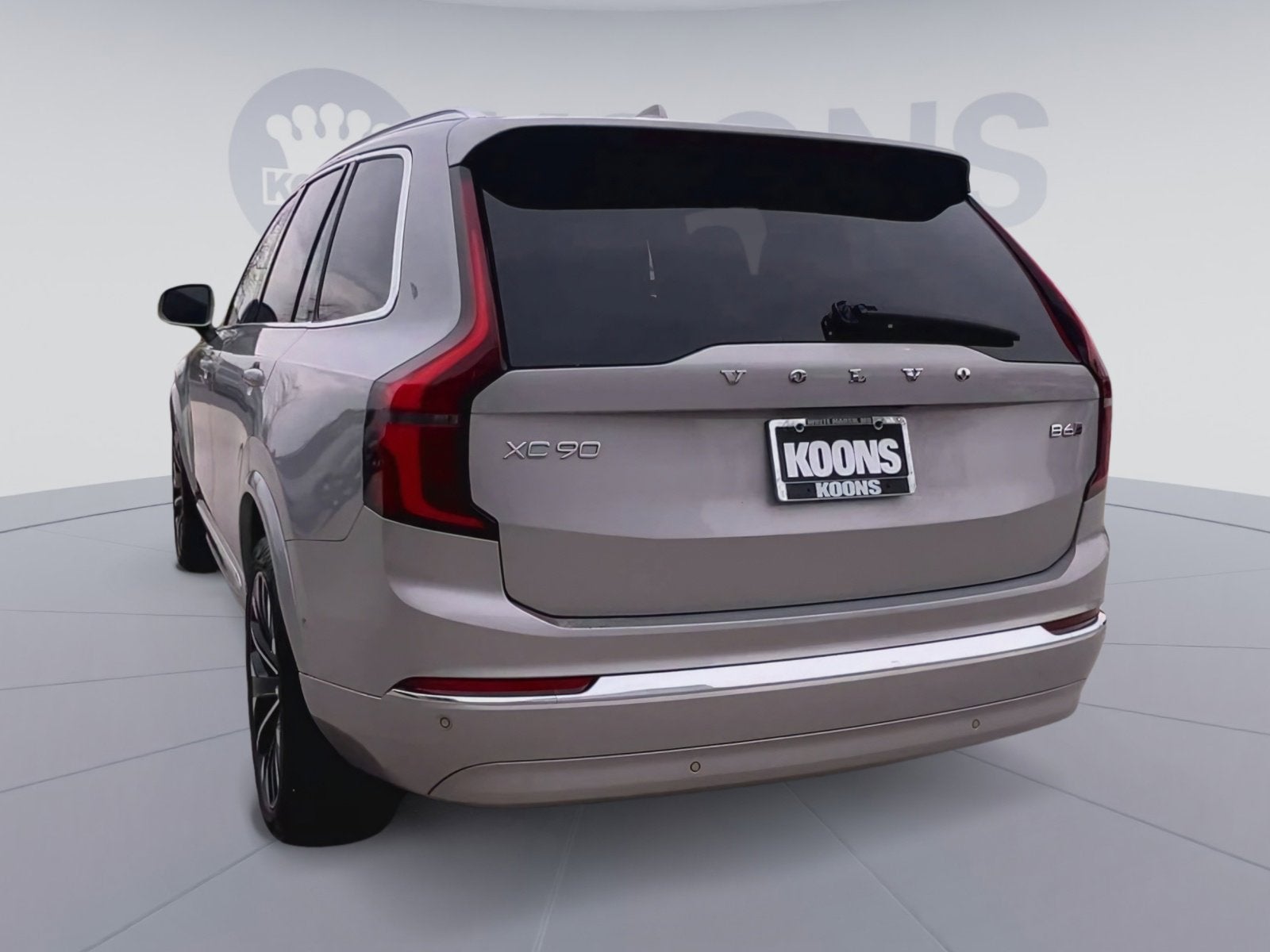 2025 Volvo XC90 B6 Plus 7-Seater