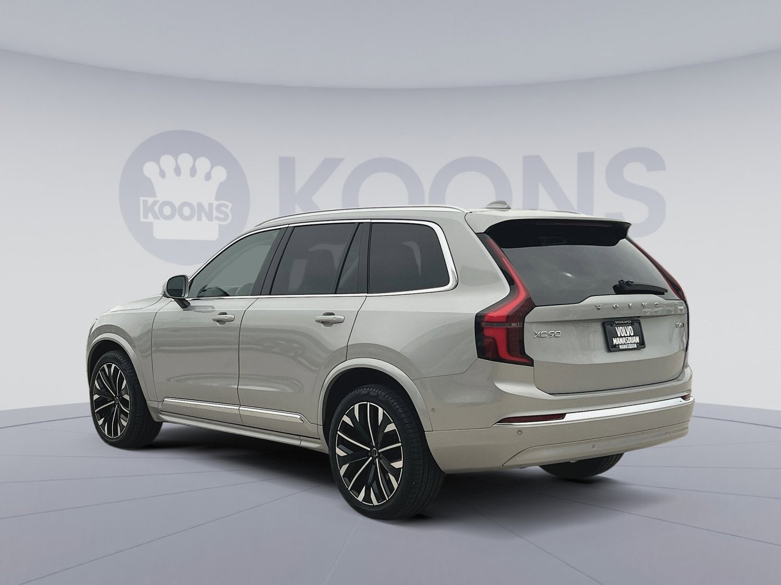 2025 Volvo XC90 B6 Plus 7-Seater