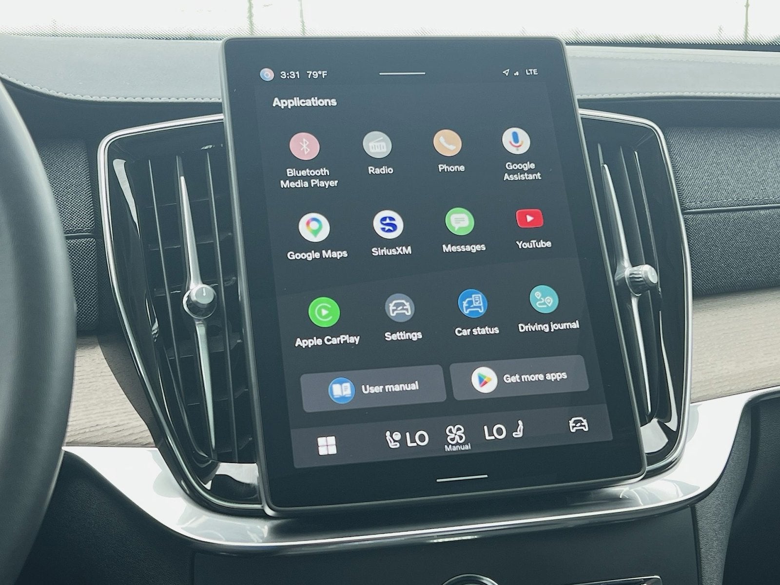 2025 Volvo XC90 B6 Plus 7-Seater