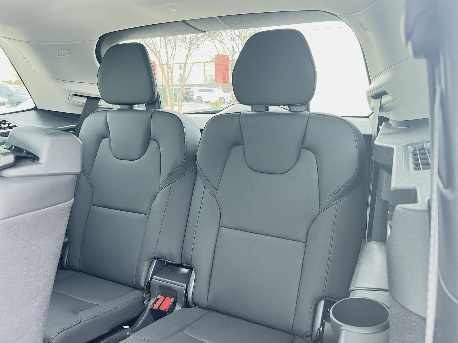 2025 Volvo XC90 B6 Plus 7-Seater