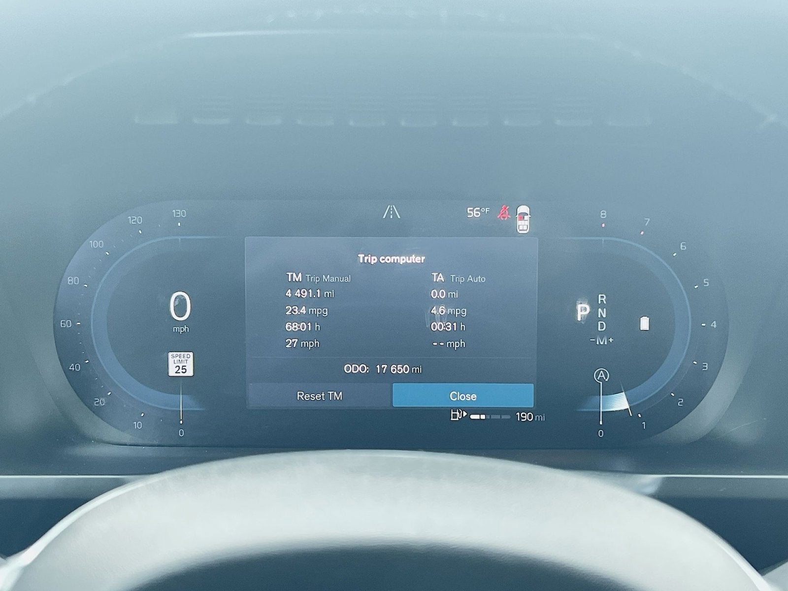 2025 Volvo XC90 B6 Plus 7-Seater