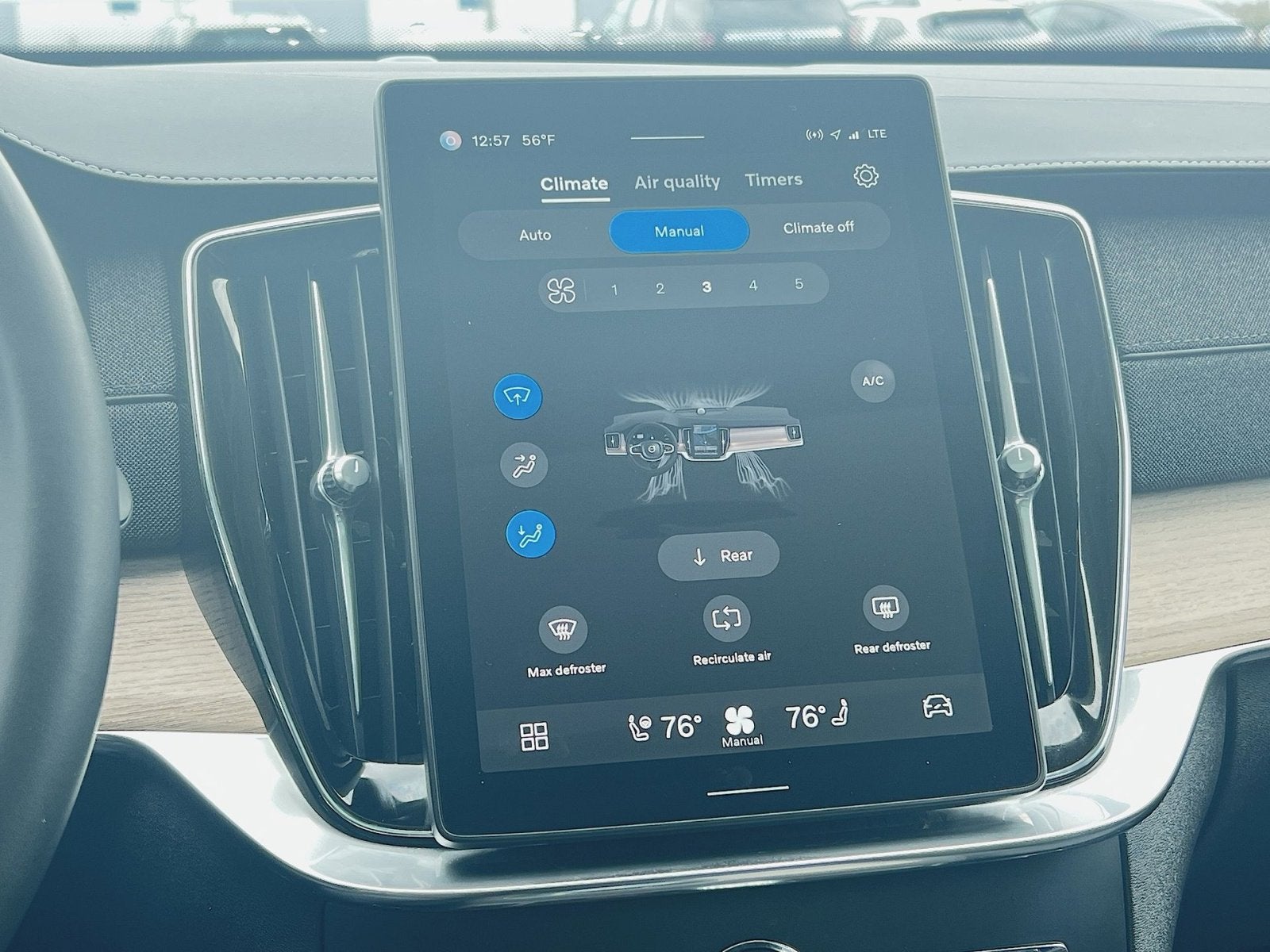 2025 Volvo XC90 B6 Plus 7-Seater