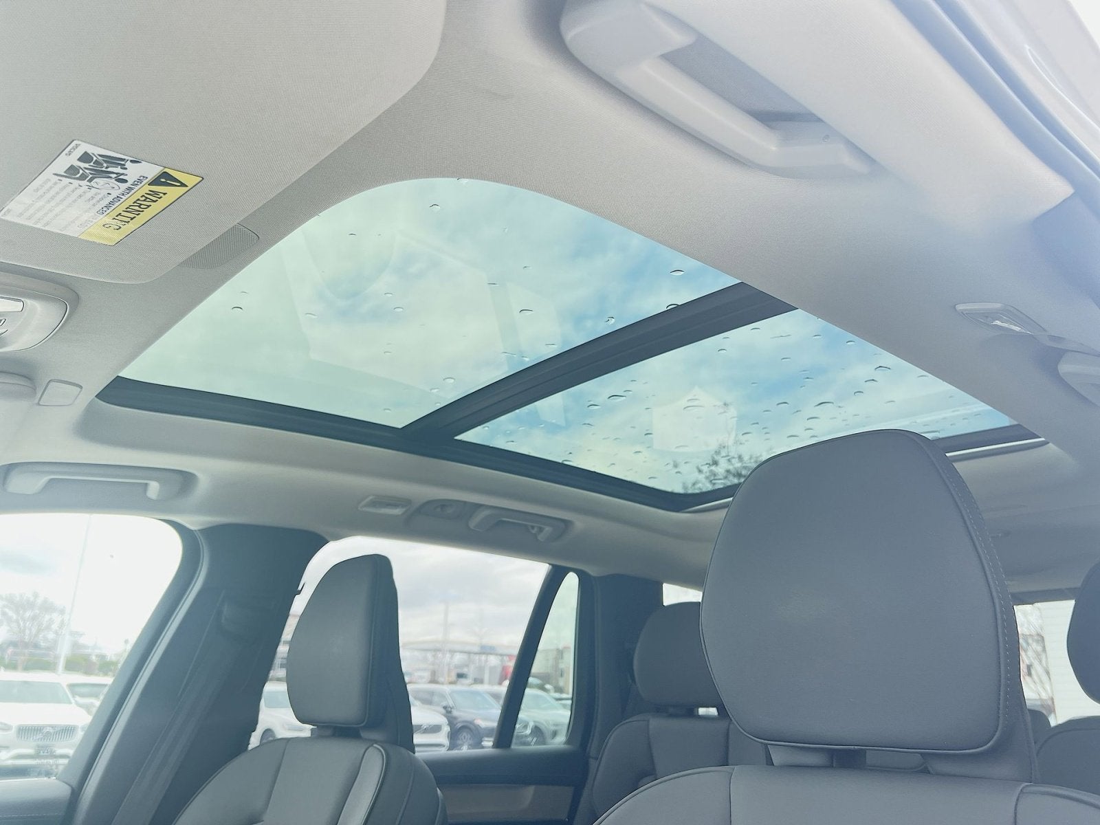 2025 Volvo XC90 B6 Plus 7-Seater