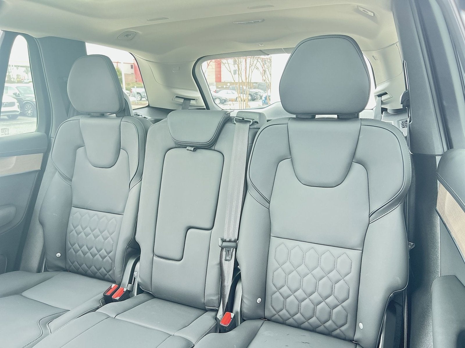 2025 Volvo XC90 B6 Plus 7-Seater