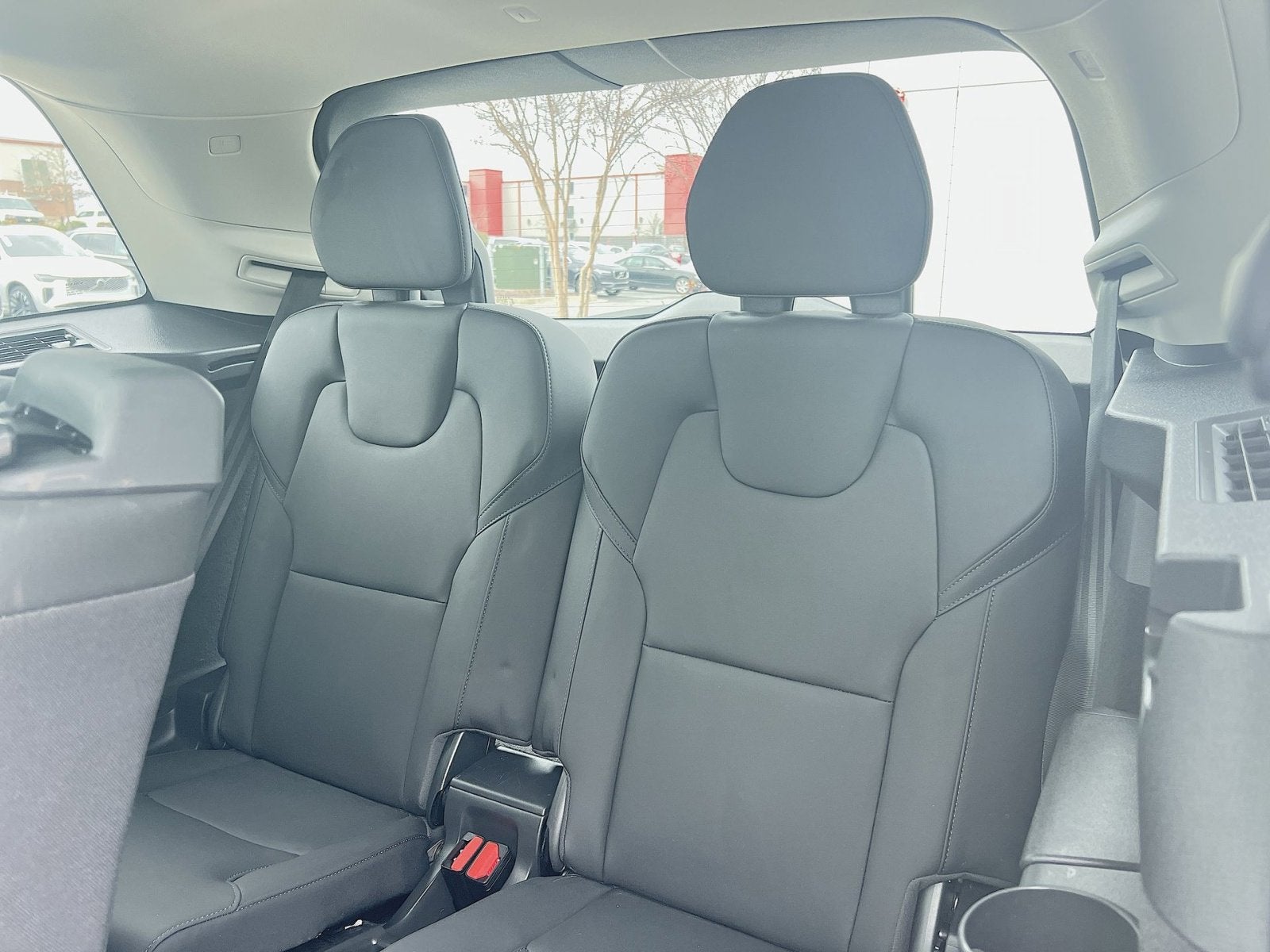 2025 Volvo XC90 B6 Plus 7-Seater