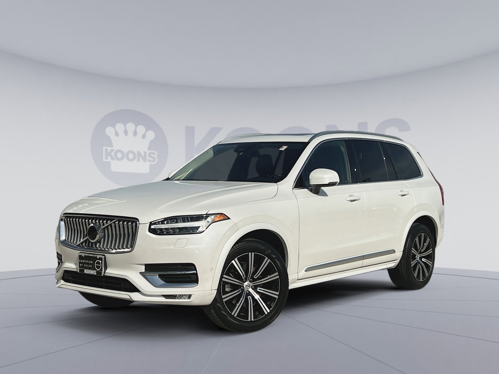 2024 Volvo XC90 B6 Plus Bright Theme