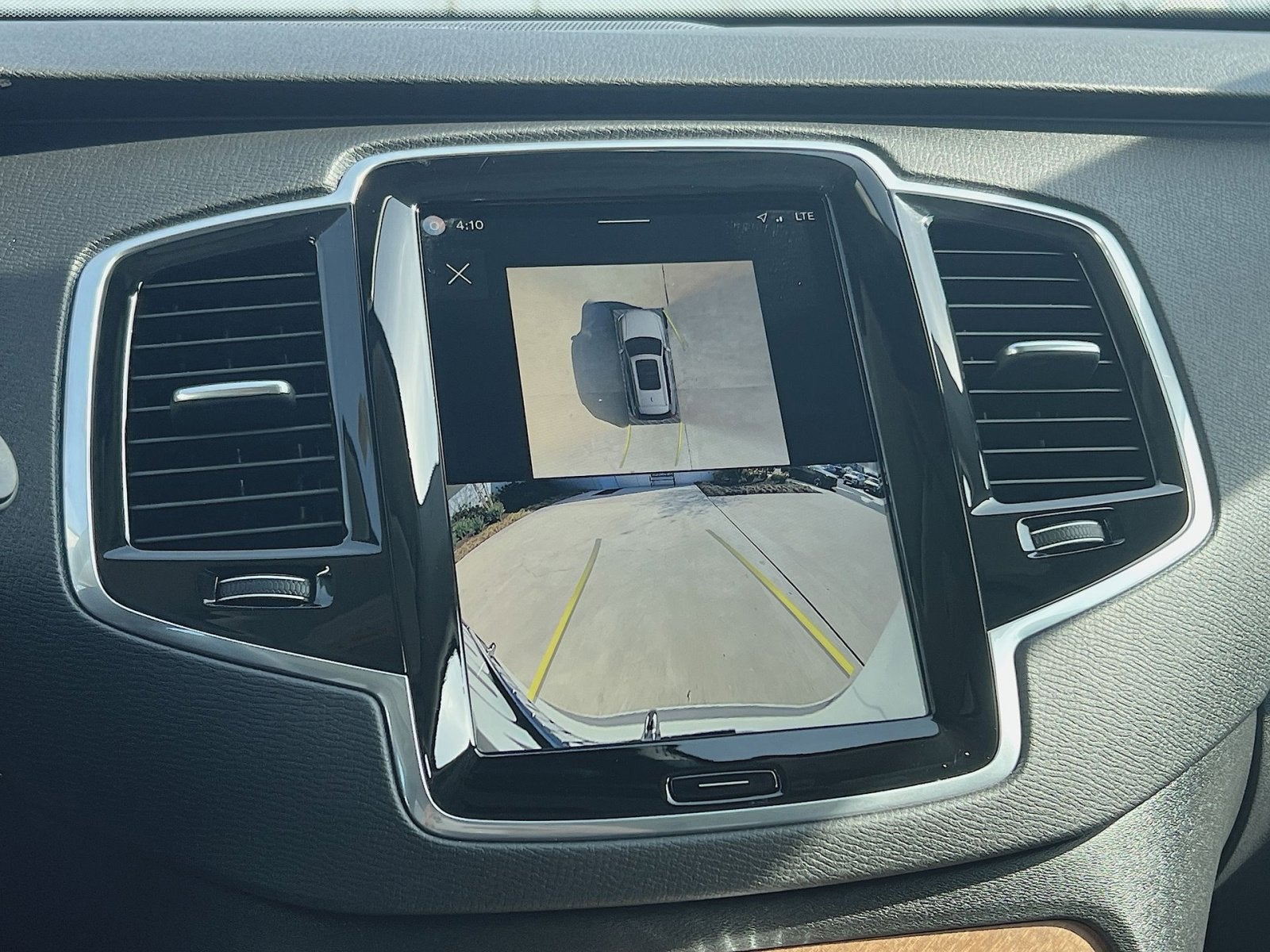 2024 Volvo XC90 B6 Plus Bright Theme