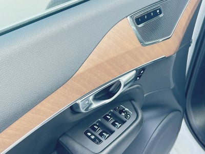 2025 Volvo XC90 B6 Plus 7-Seater