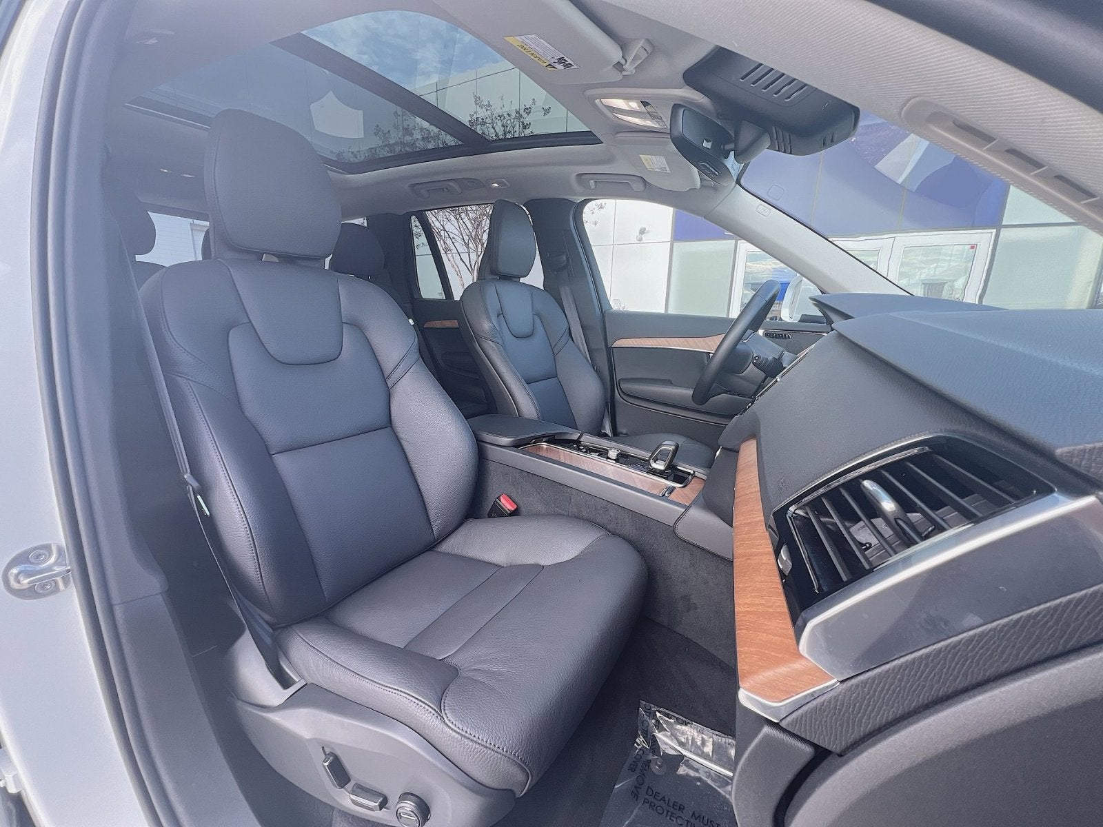 2025 Volvo XC90 B6 Plus 7-Seater