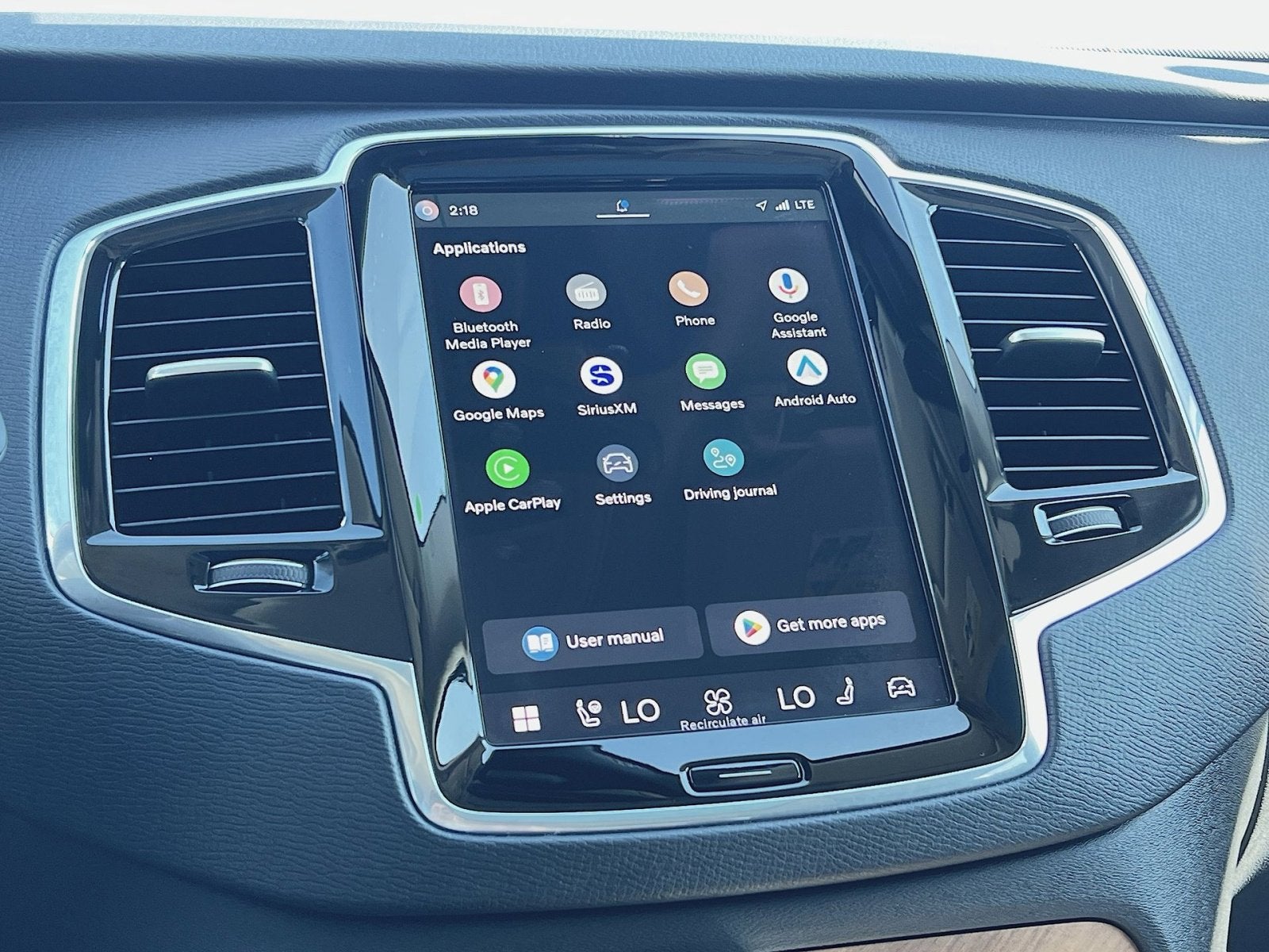 2025 Volvo XC90 B6 Plus 7-Seater