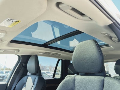 2025 Volvo XC90 B6 Plus 7-Seater