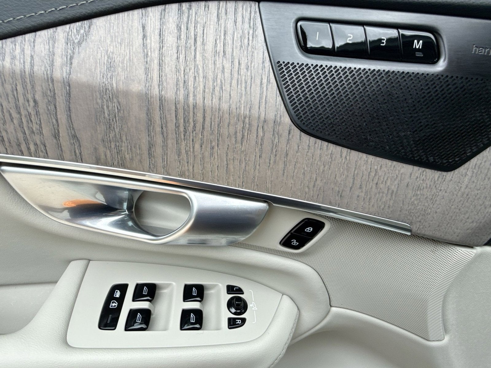 2024 Volvo XC90 Ultimate
