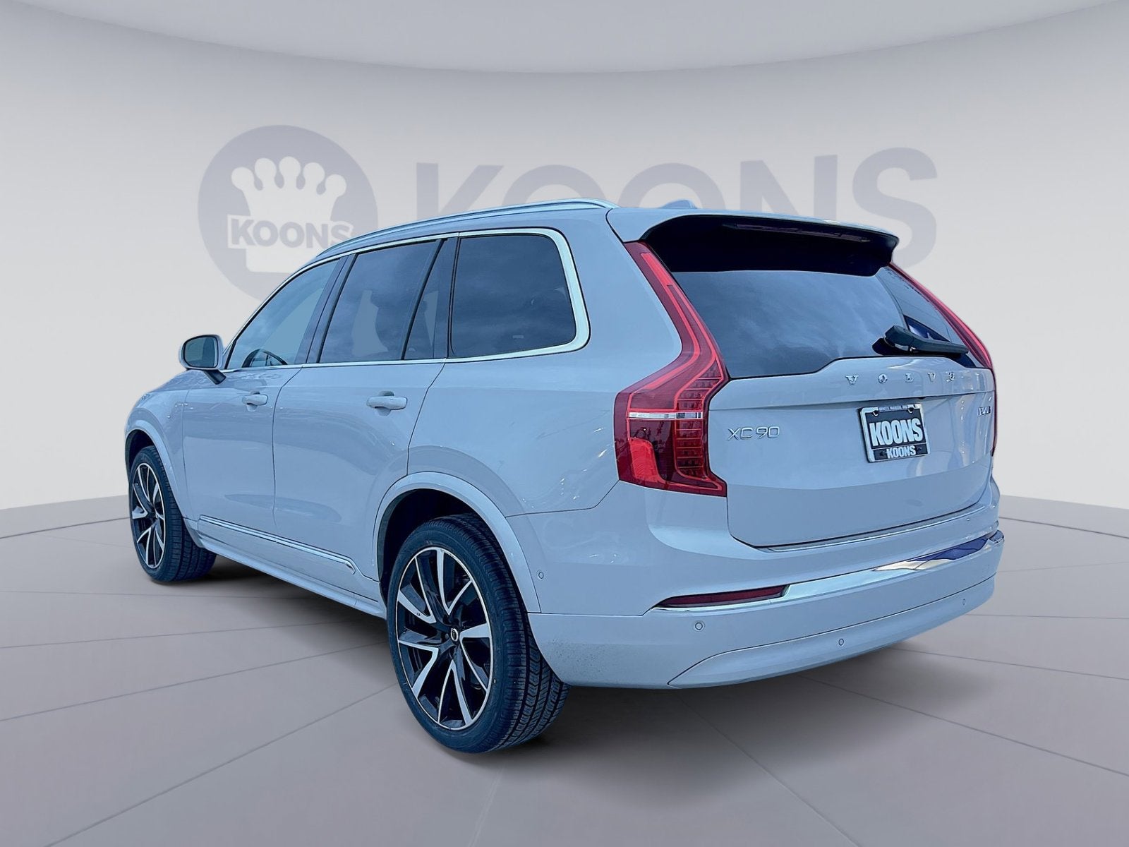 2023 Volvo XC90 B6 Plus 7-Seater