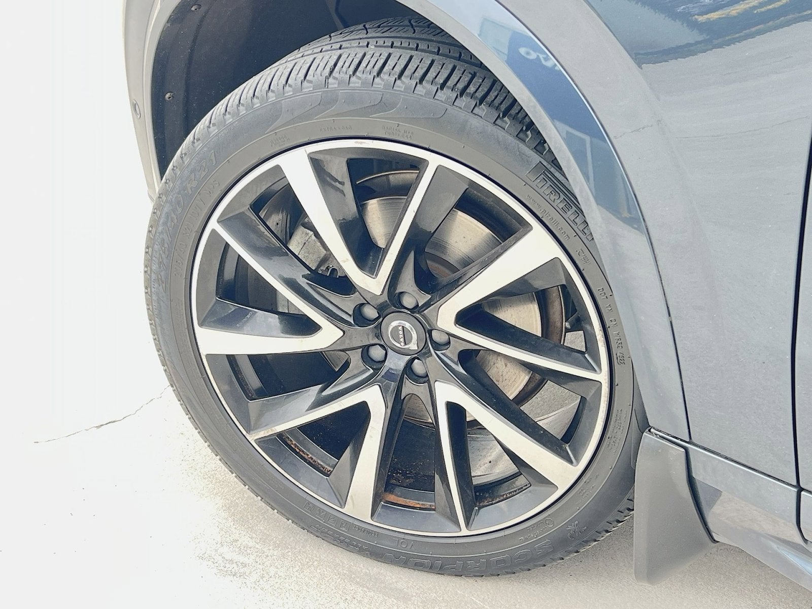 2023 Volvo XC90 B6 Plus 7-Seater