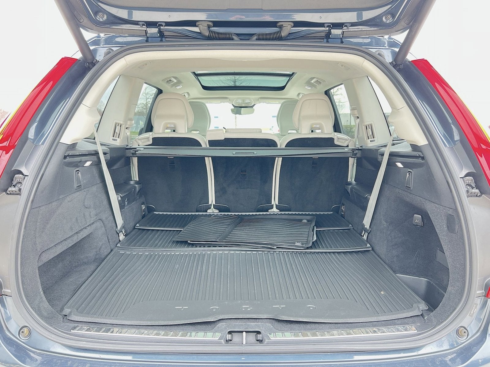 2023 Volvo XC90 B6 Plus 7-Seater