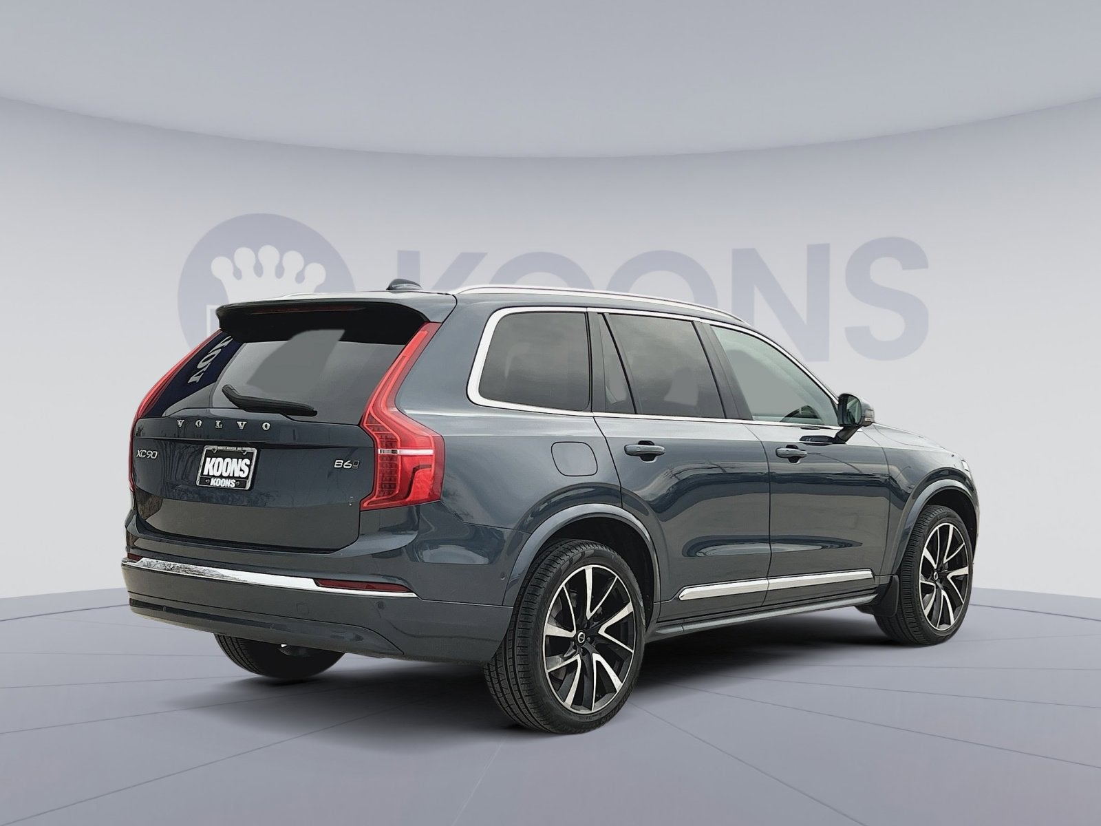 2023 Volvo XC90 B6 Plus 7-Seater