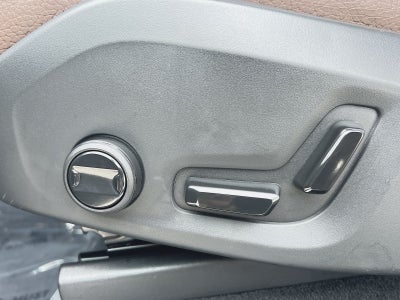 2023 Volvo XC90 B6 Plus 7-Seater
