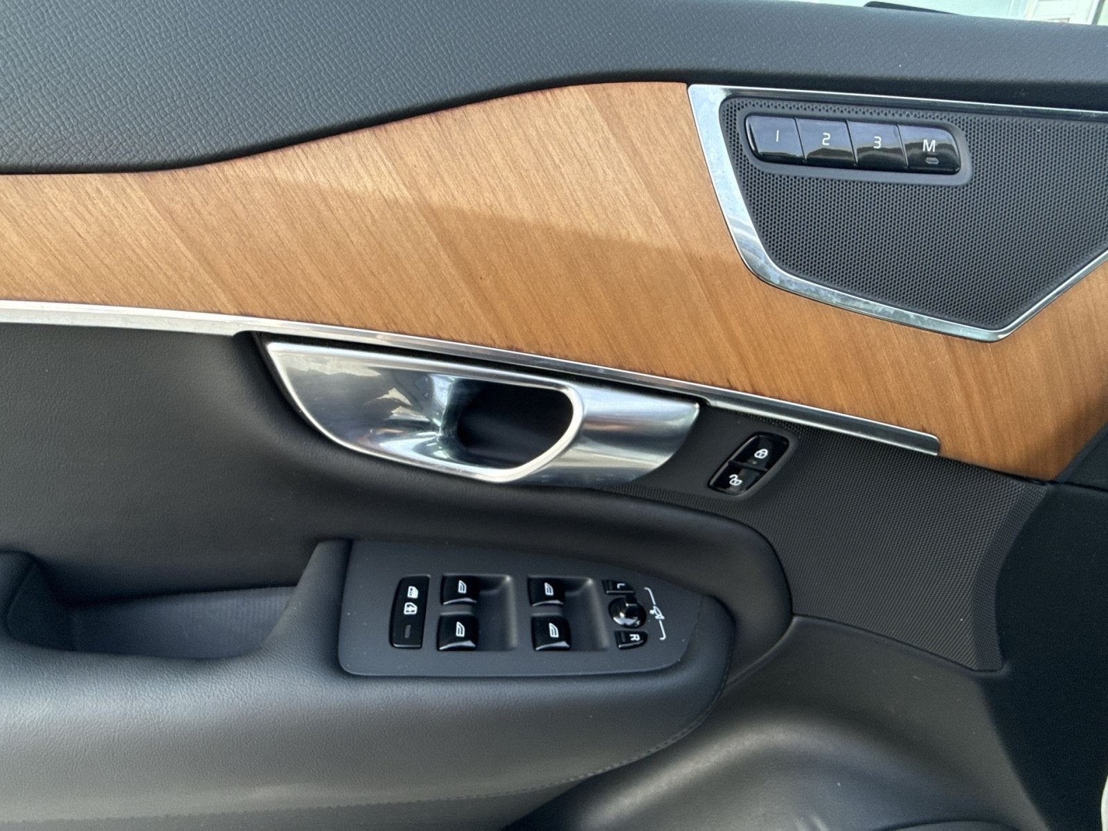 2023 Volvo XC90 B6 Plus 7-Seater