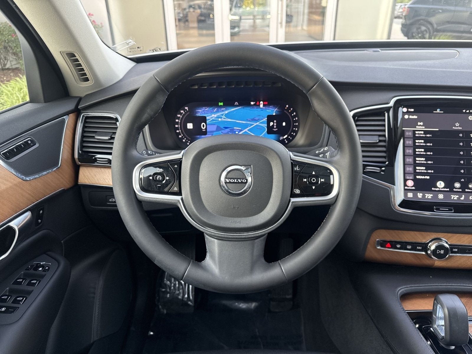 2023 Volvo XC90 B6 Plus 7-Seater