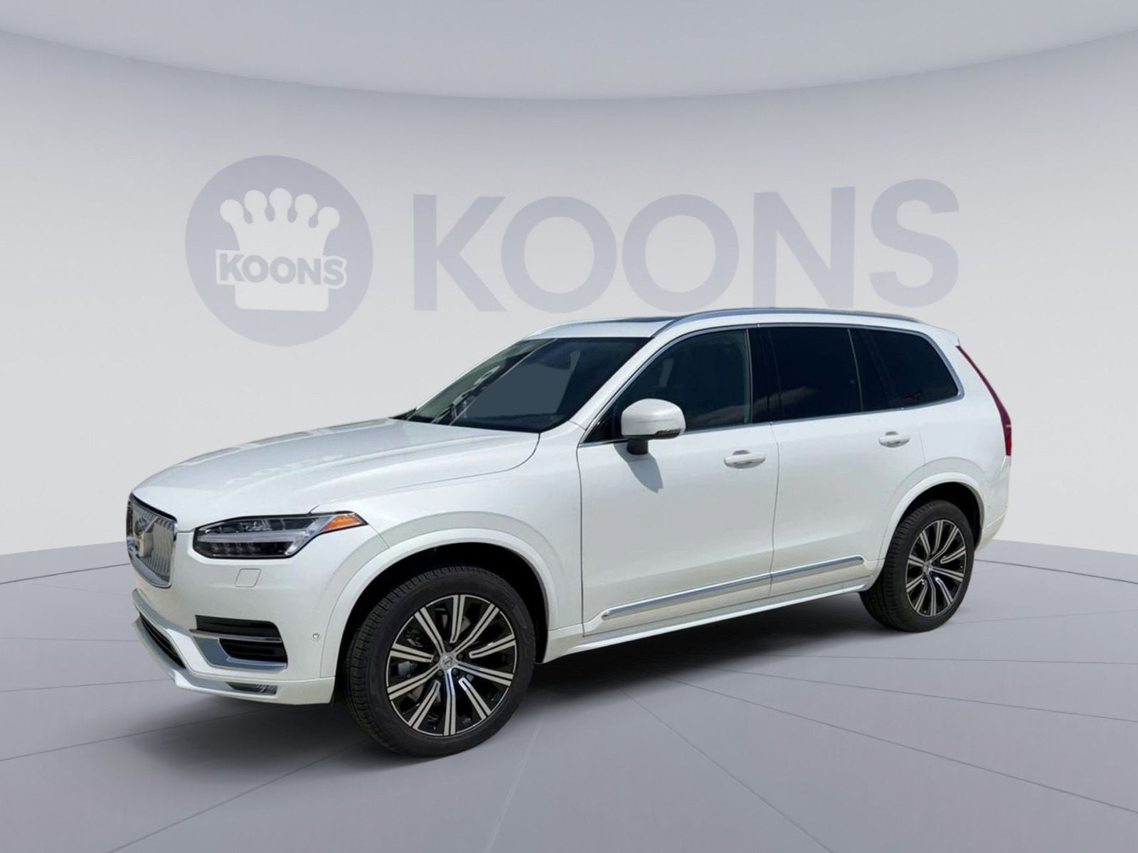 2023 Volvo XC90 B6 Plus 7-Seater