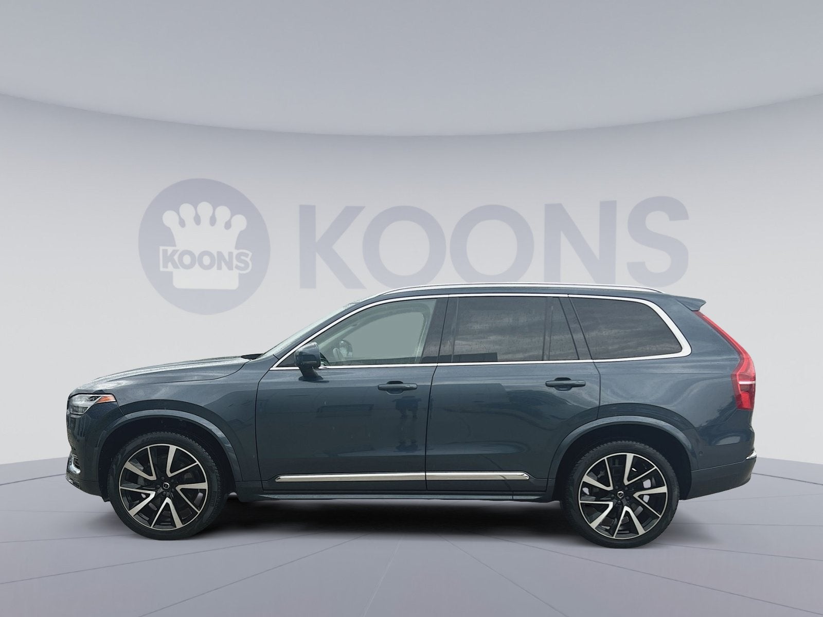 2023 Volvo XC90 B6 Plus 7-Seater