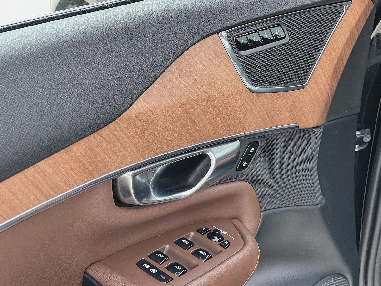 2023 Volvo XC90 B6 Plus 7-Seater