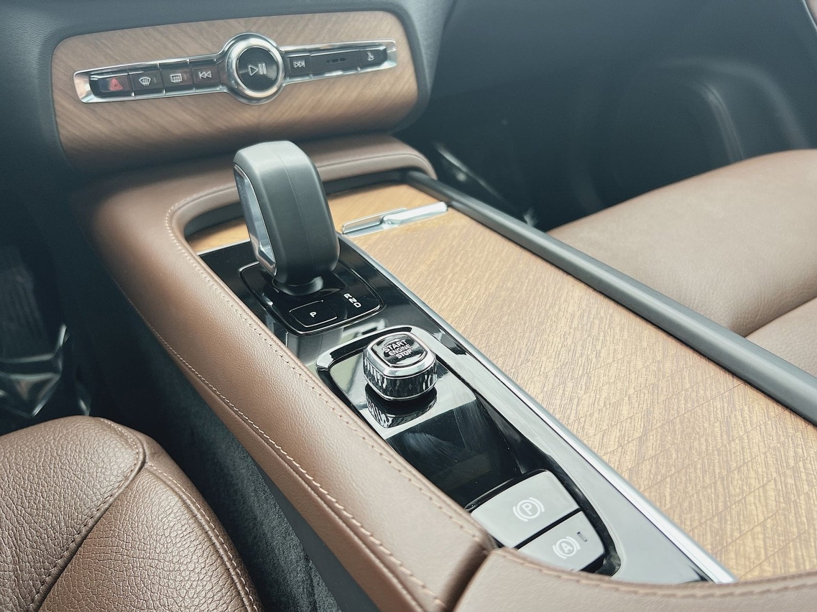2023 Volvo XC90 B6 Plus 7-Seater