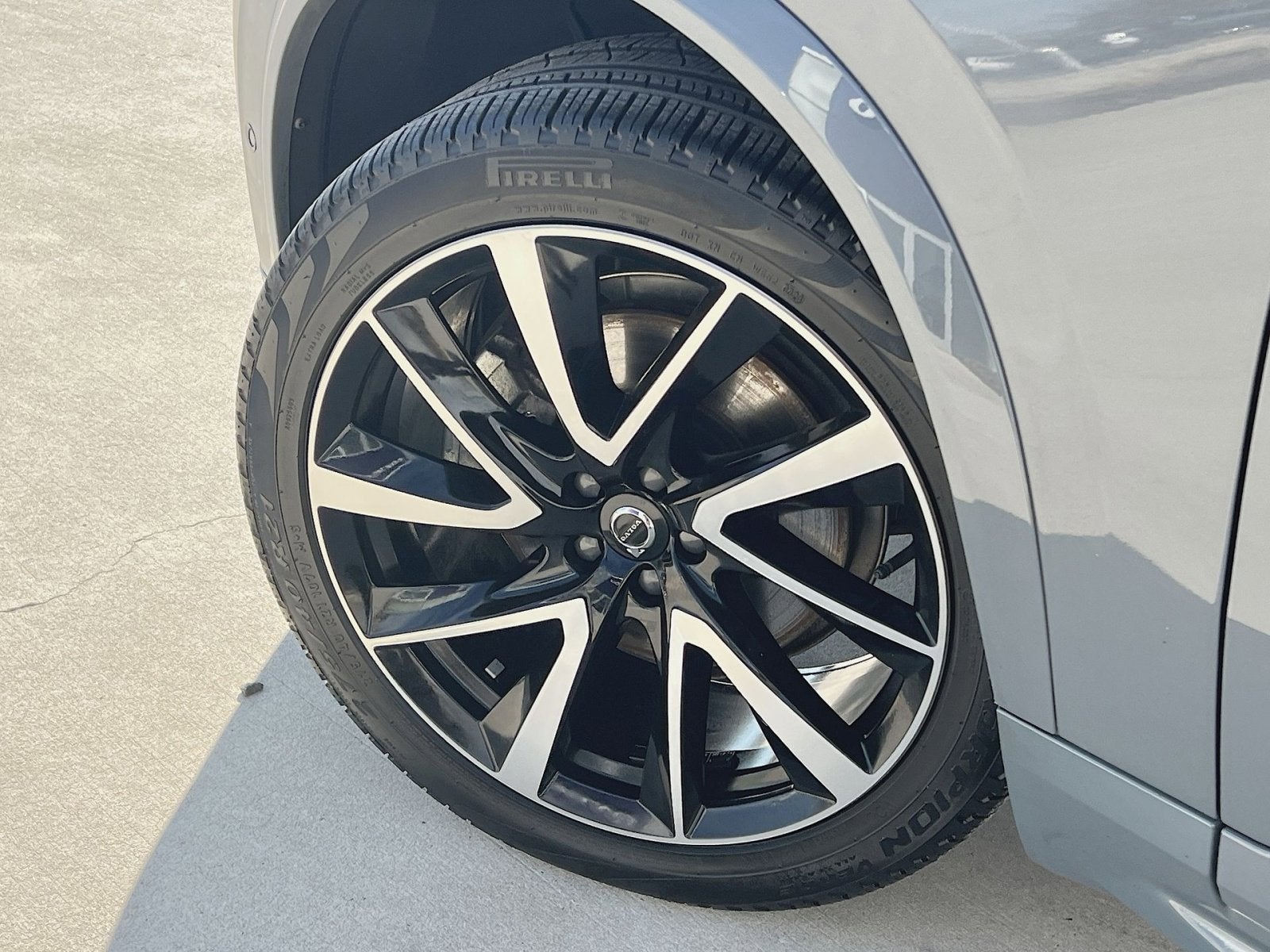 2023 Volvo XC90 B6 Plus 7-Seater