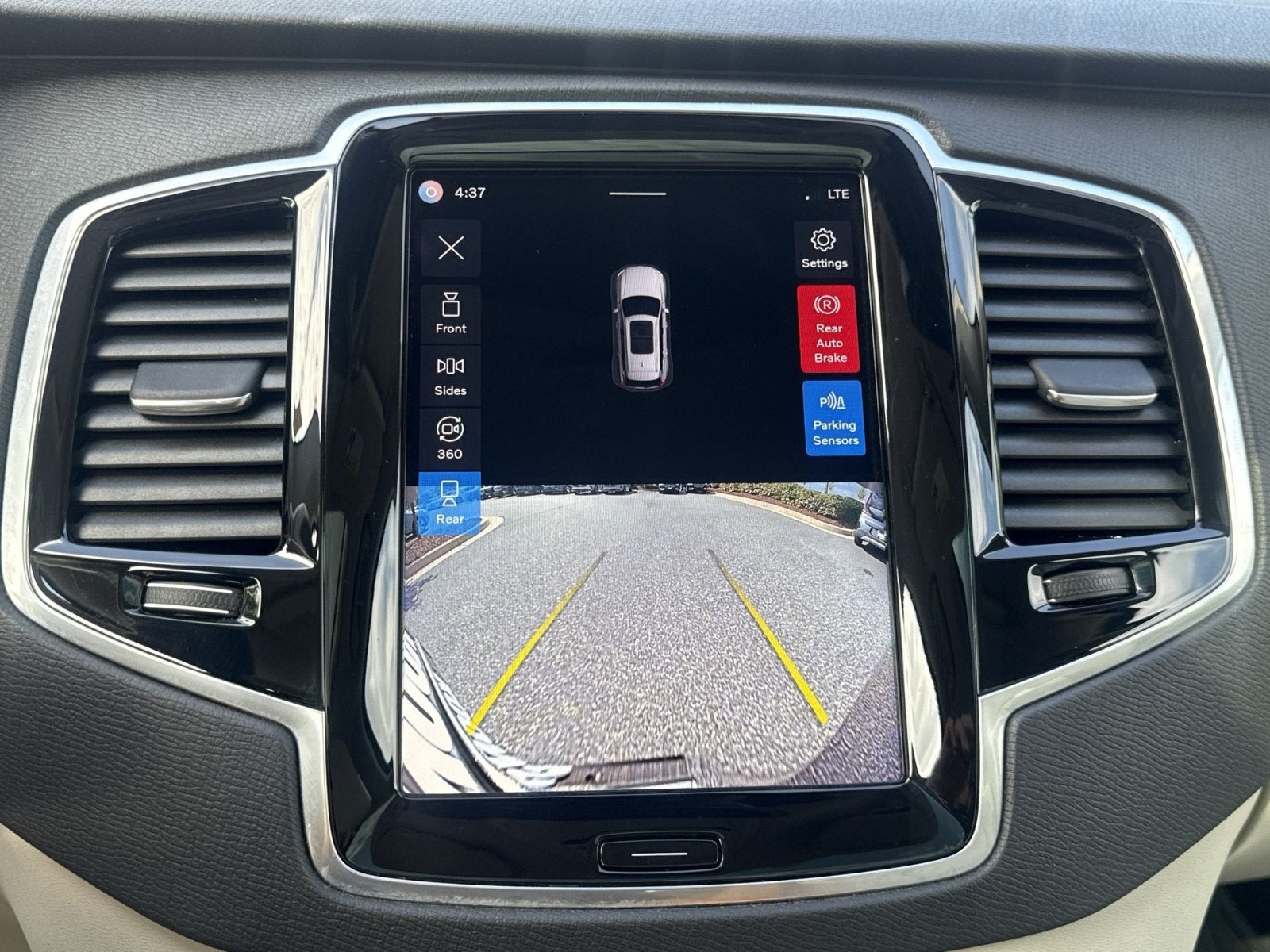 2023 Volvo XC90 B6 Plus 7-Seater